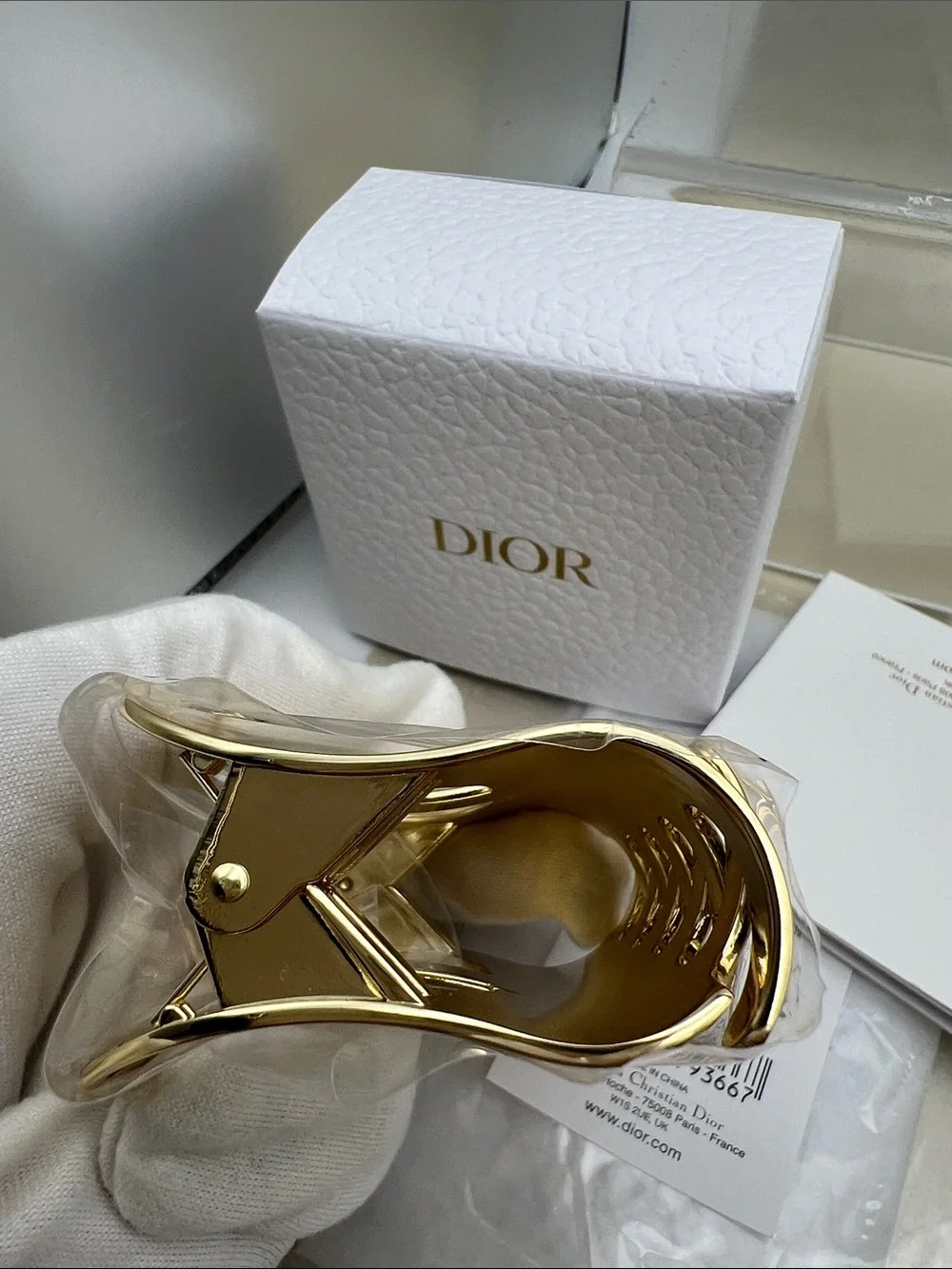 Dior CD Logo Gold Tone Polished Metal Beauty Hair Claw Clip NWT Limited Edition